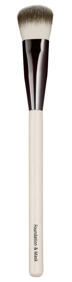 Foundation and Mask Brush|Chantecaille Sale
